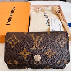 LV Monogram Key Holder